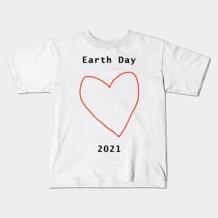 Red Heart Outline for Earth Day 2021 Kids T-Shirt